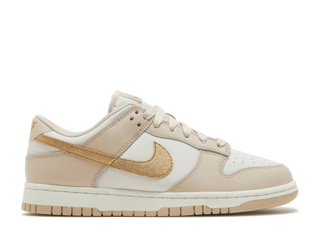 Dunk Low Phantom Metallic Gold